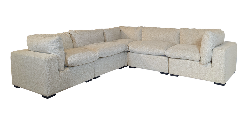 
          no blank-files/Astrid5pcSectional904089Silo1_2.png