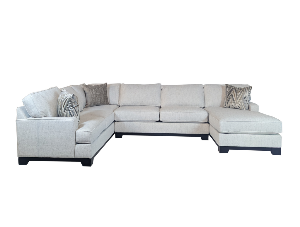 
          no blank-files/ChloeSectional904016Silo1.png