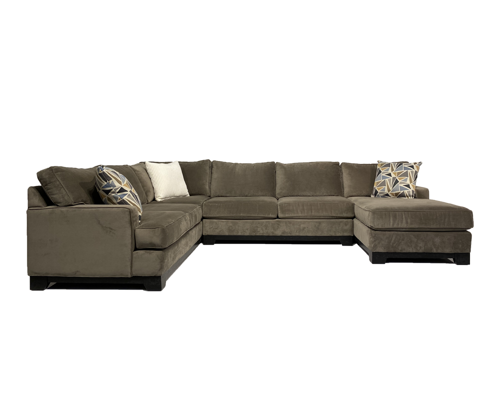 
          no blank-products/Chloe-Sectional-902160-IP-4.png
