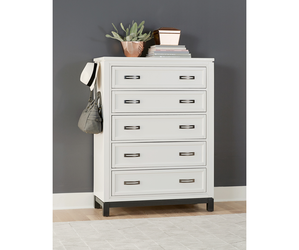 Leaside Chest