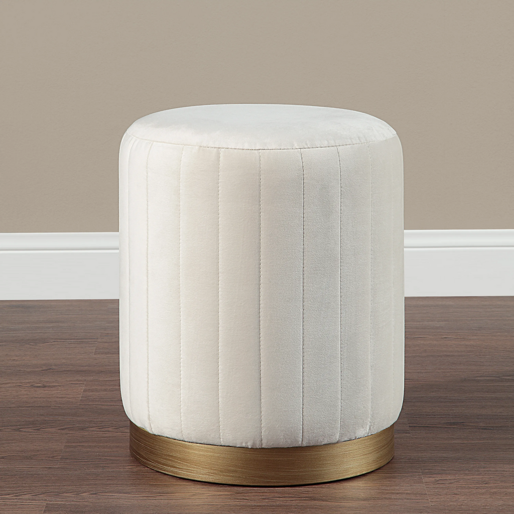 Delilah Ottoman