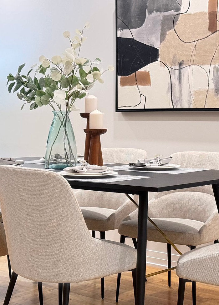 
          no blank-files/Inspiration_Annick_Dining_Chair_RS.jpg