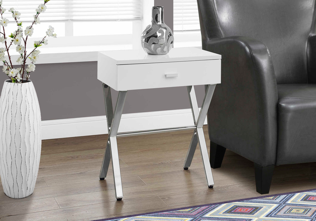 Julen Accent Table