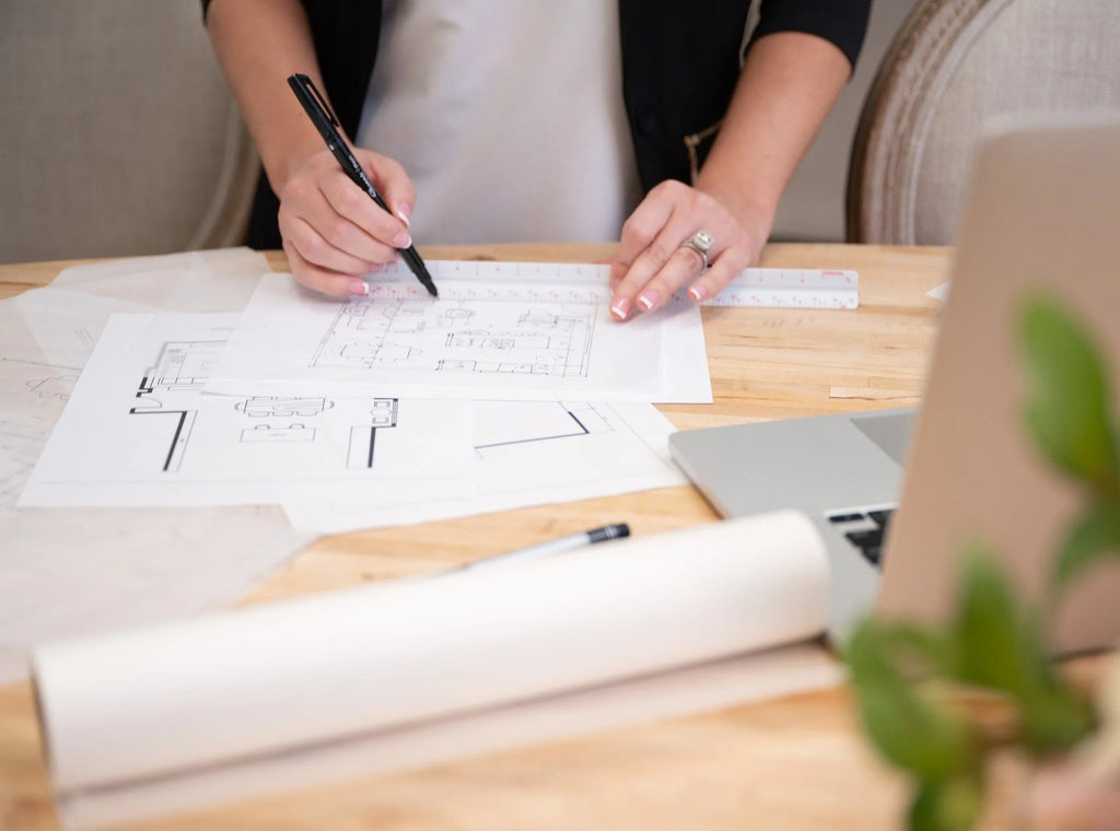 
          no blank-files/Meet_Your_Design_Specialist_Mystery.webp